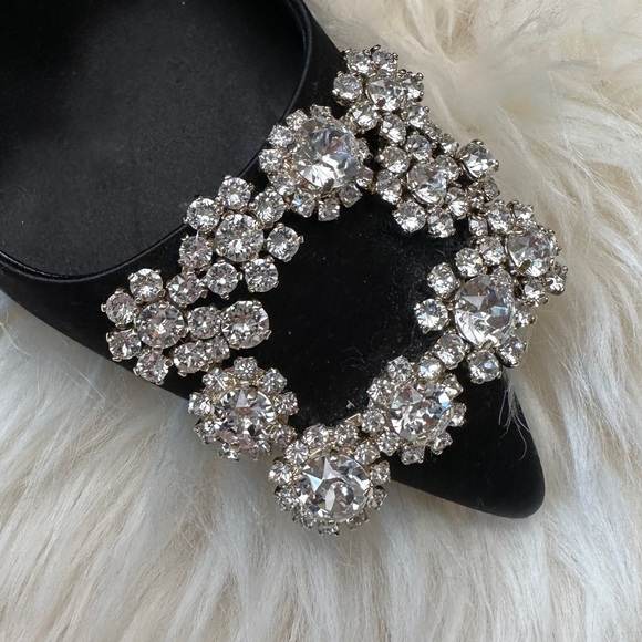 Roger Vivier Strass Buckle Pumps in Satin - Picture 10 of 14